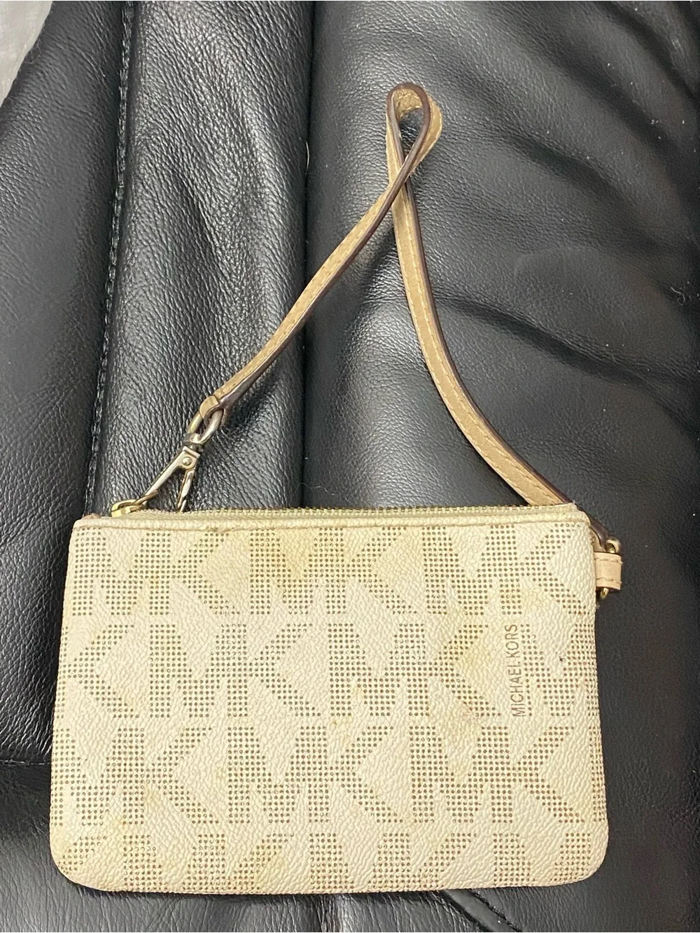 Michael Kors Wristlet